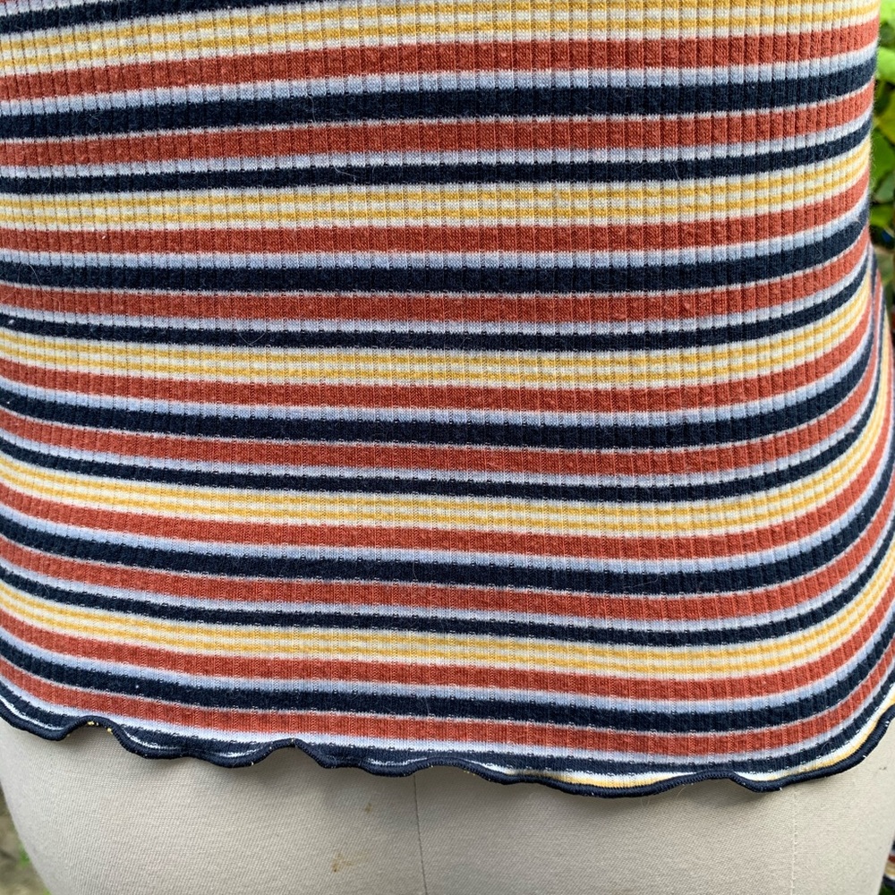 Striped top - Picture 4 of 4